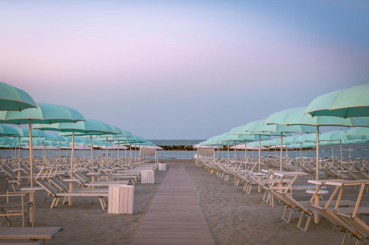 Blu Suite Resort Беллария-Иджеа-Марина Экстерьер фото