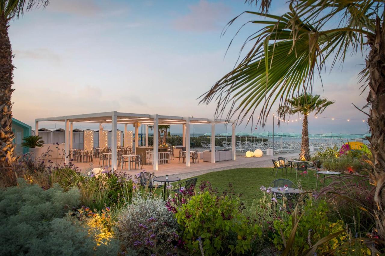 Blu Suite Resort Беллария-Иджеа-Марина Экстерьер фото
