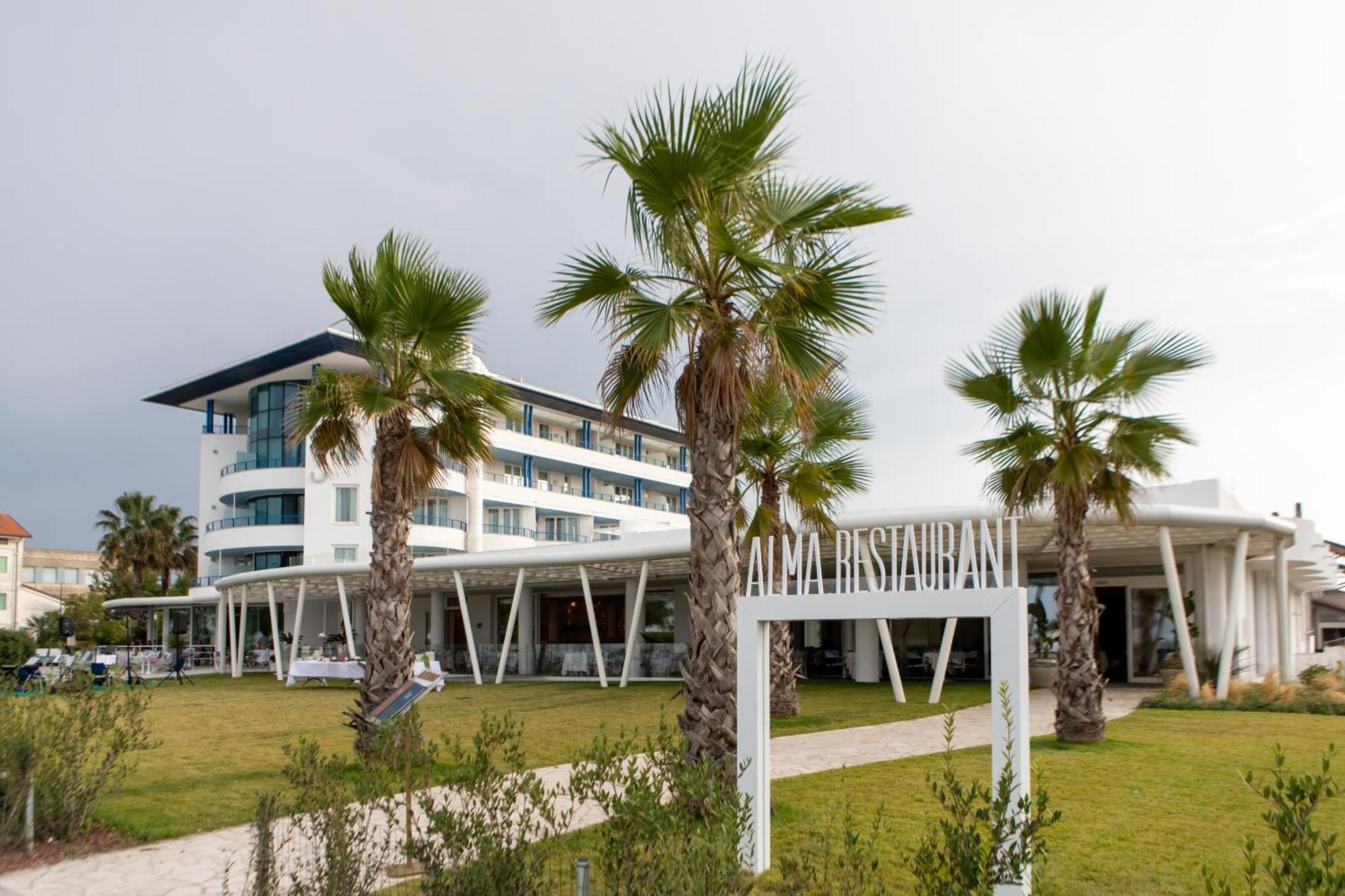 Blu Suite Resort Беллария-Иджеа-Марина Экстерьер фото