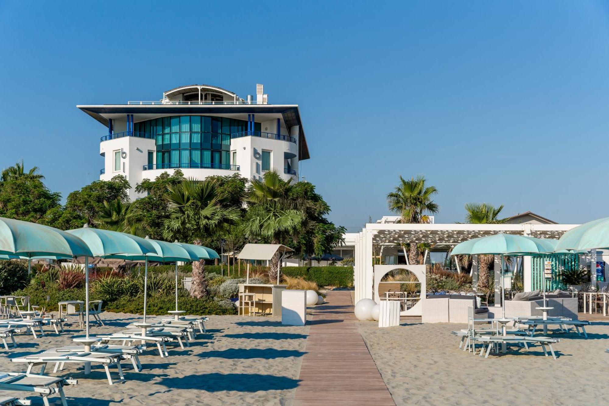 Blu Suite Resort Беллария-Иджеа-Марина Экстерьер фото